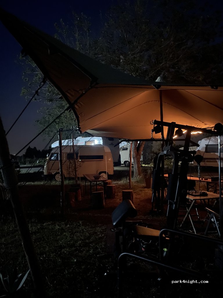 Camperparking Figueres Exstoso — foto 4