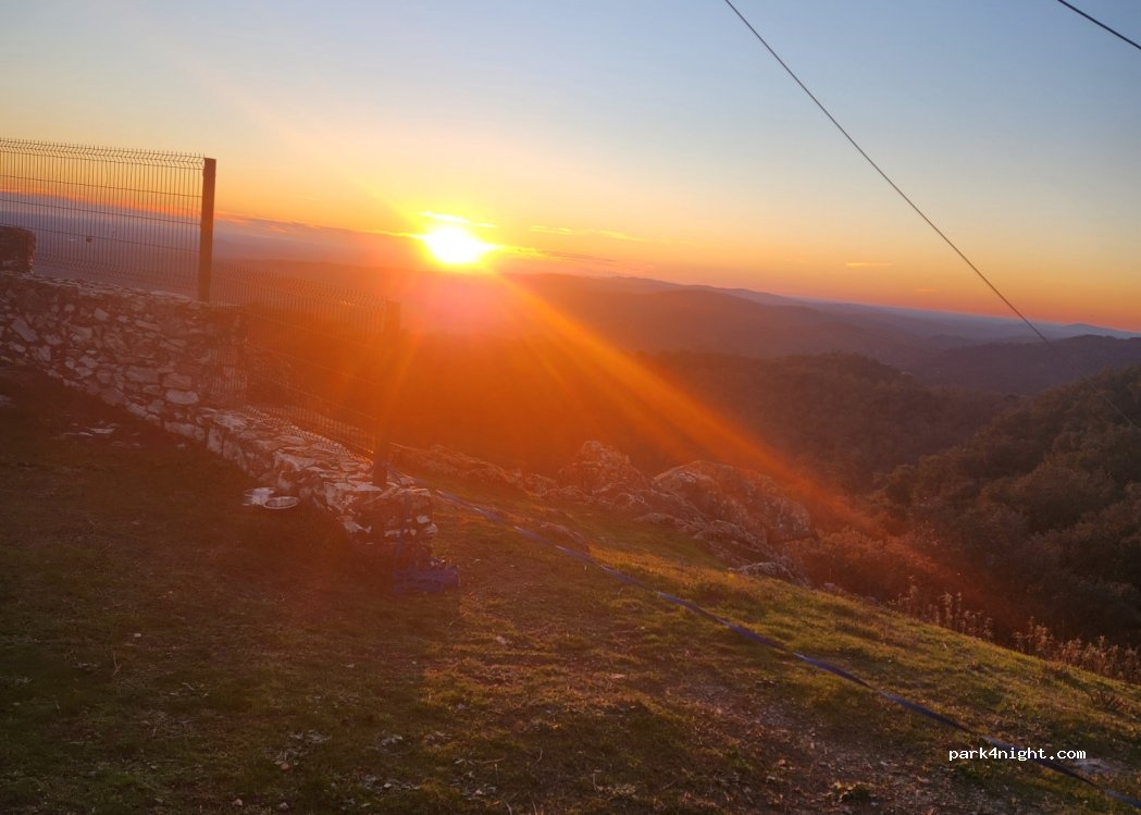 (21350) Almonaster la Real - — foto