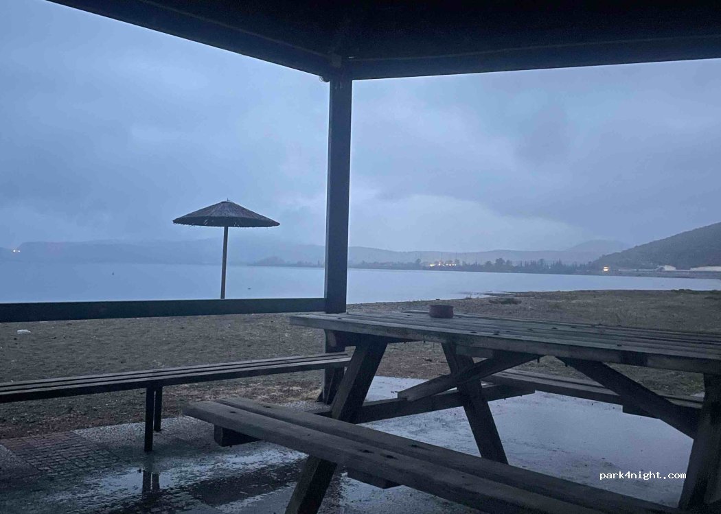 (350 13) Paralia Pelasgias - Unnamed Road — foto