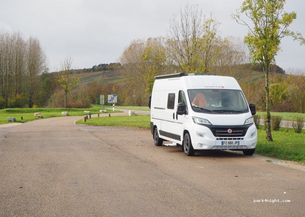 (89800) Chablis - D965 — foto