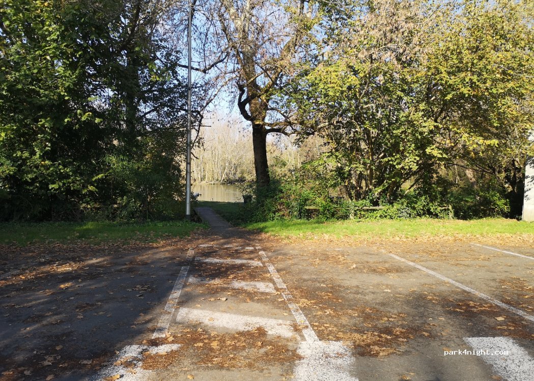 (17500) Jonzac - Rue des Pierrières — foto 3