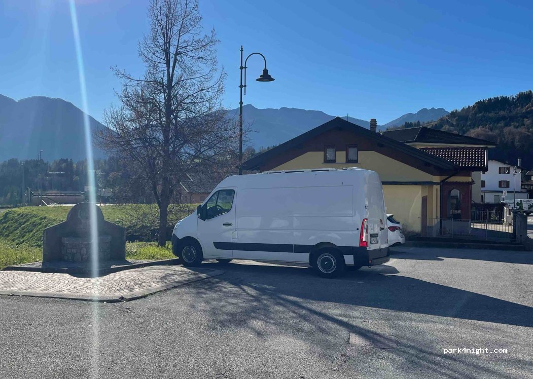 (33029) Raveo - 8 Via Roma — foto