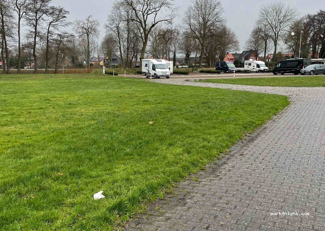 Wohnmobilstellplatz Wittmund — foto 2