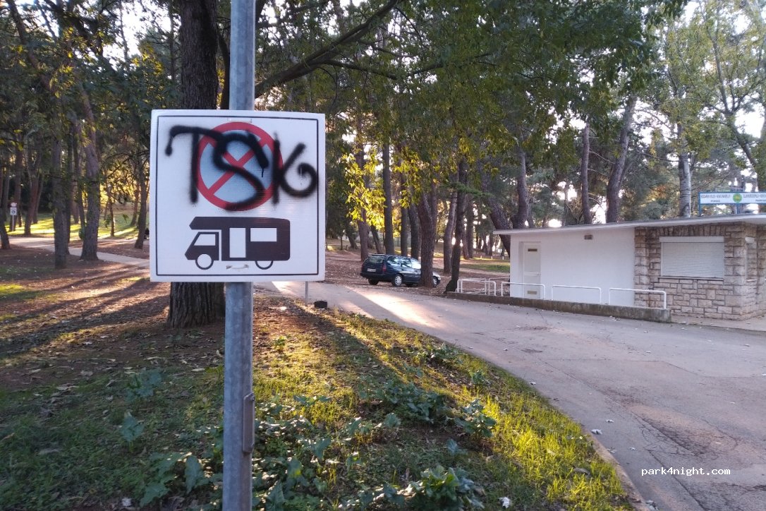 (52440) Poreč - 19 Ulica Rade Končara — foto