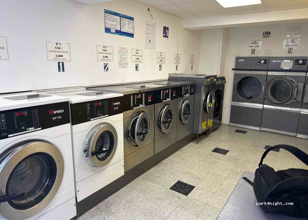 (01800) Meximieux - 29 Rue de Lyon — foto 2