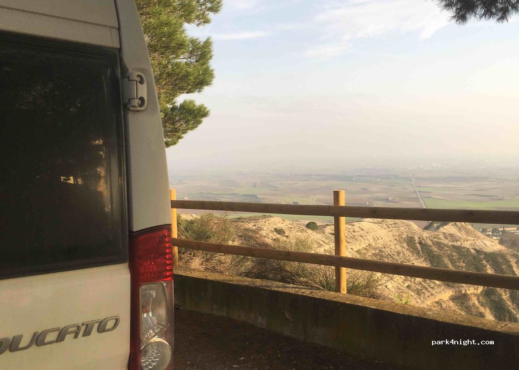 (50178) La Almolda - Unnamed road — foto 2