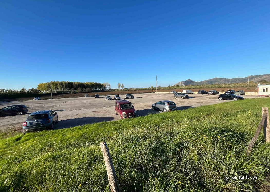 (81030) Falciano del Massico - Unnamed Road — foto