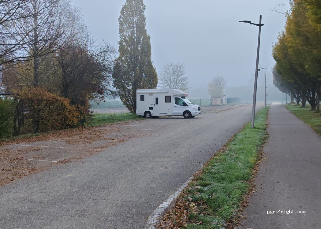 (38920) Crolles - 85 Rue Emmanuel Mounier — foto