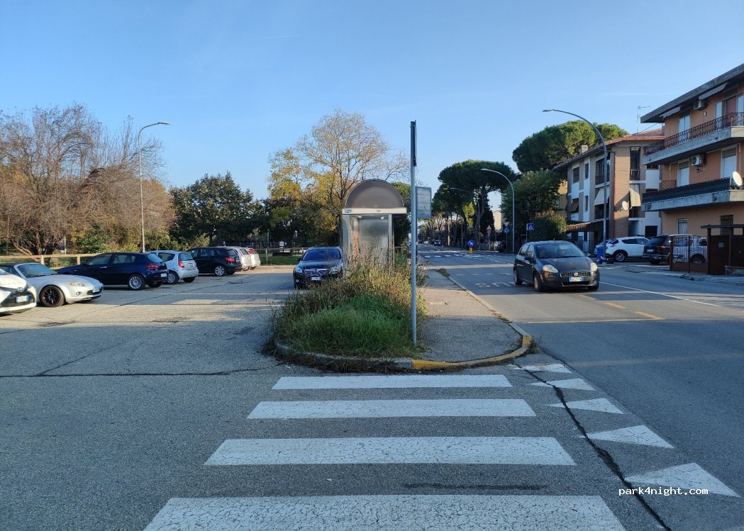 (47121) Forlì - Via Carlo Seganti — foto 2