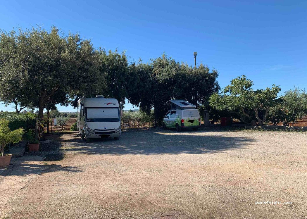 (74015) Martina Franca - Via Alberobello — foto