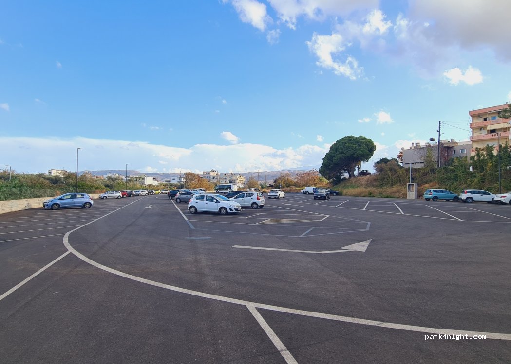 (731 00) Chania - 10 Marinou Antipa — foto