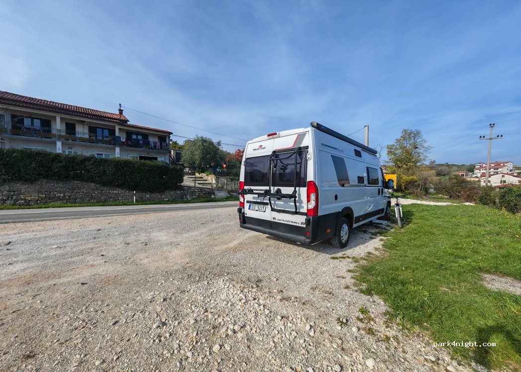 (52440) Vižinada - 21 — foto