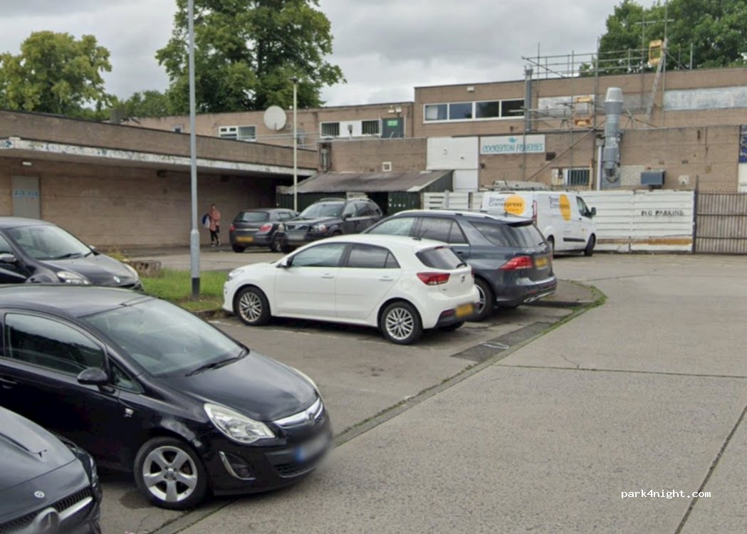 (DL3 9AA) Darlington - 11-13 Cockerton Green — foto