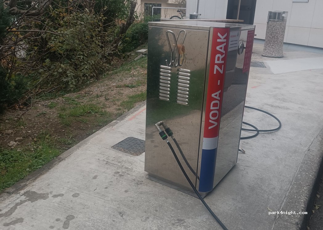 (5270) Ajdovščina - 29 Goriška cesta — foto