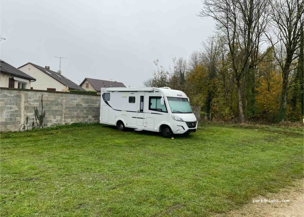 (51800) Sainte-Menehould - 11 Rue de Frigalle — foto 2