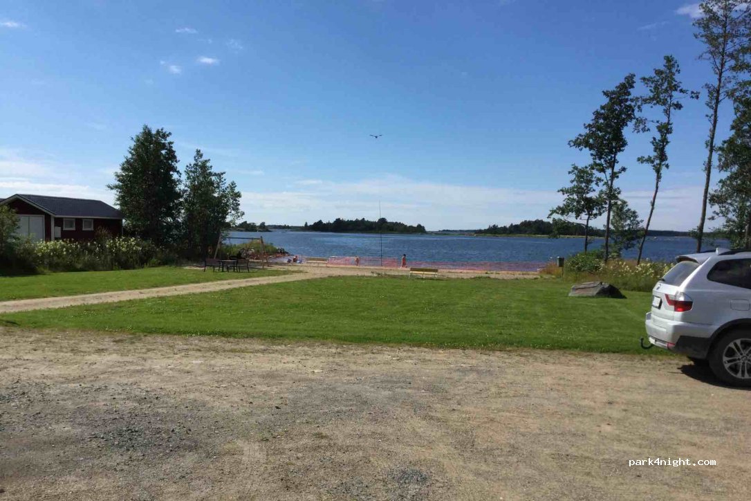 (64100)  - 109 Antilavägen — foto