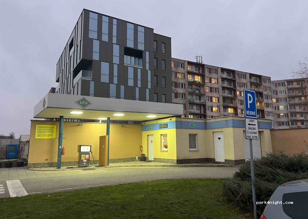 (040 15) Košice - 15 Moldavská cesta — foto