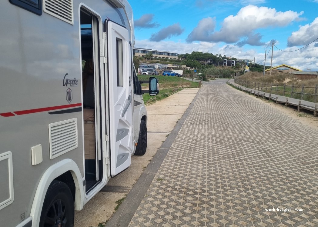 (8650-392) Sagres - 43 Rua Baiona la Real — foto