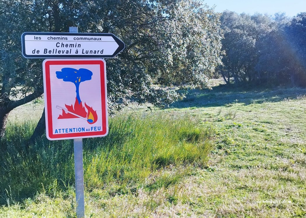 (13140) Miramas - 415 Chemin de Belleval À Pont de Rhaud — foto