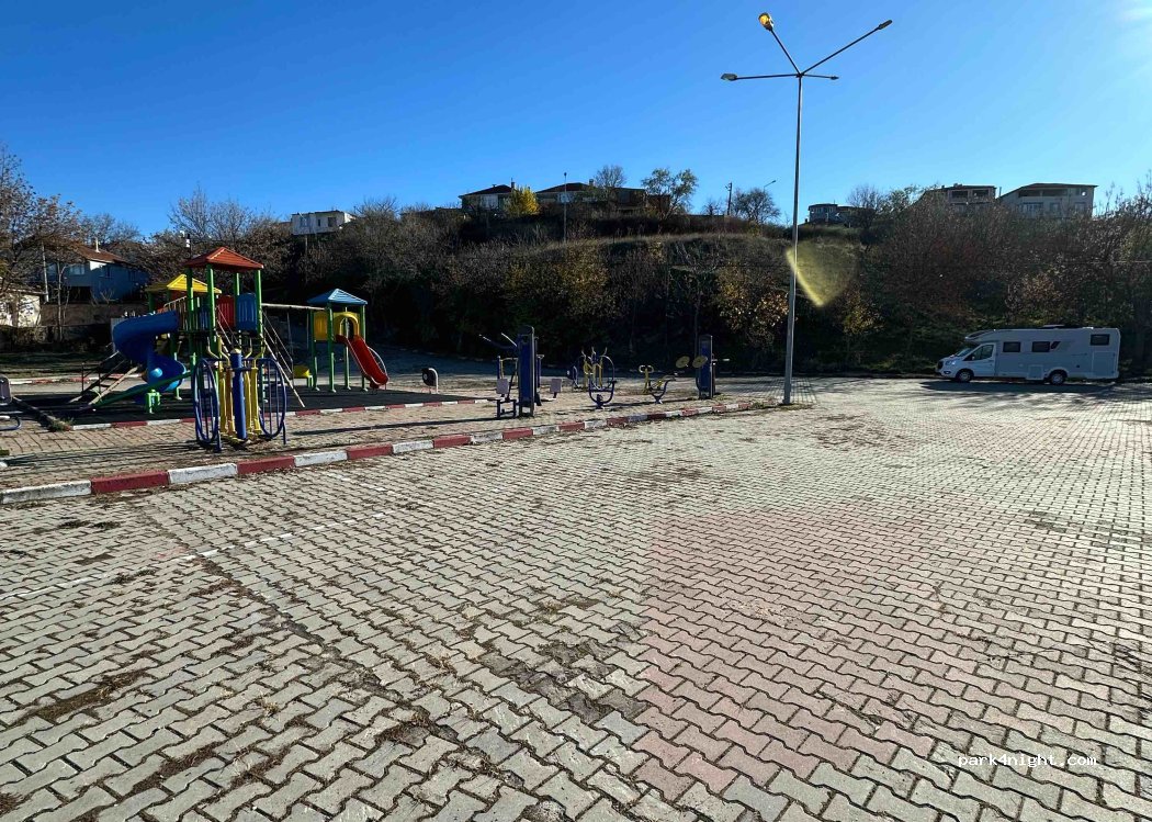 (39572) Üsküp - 16 Nar Sokak — foto 3
