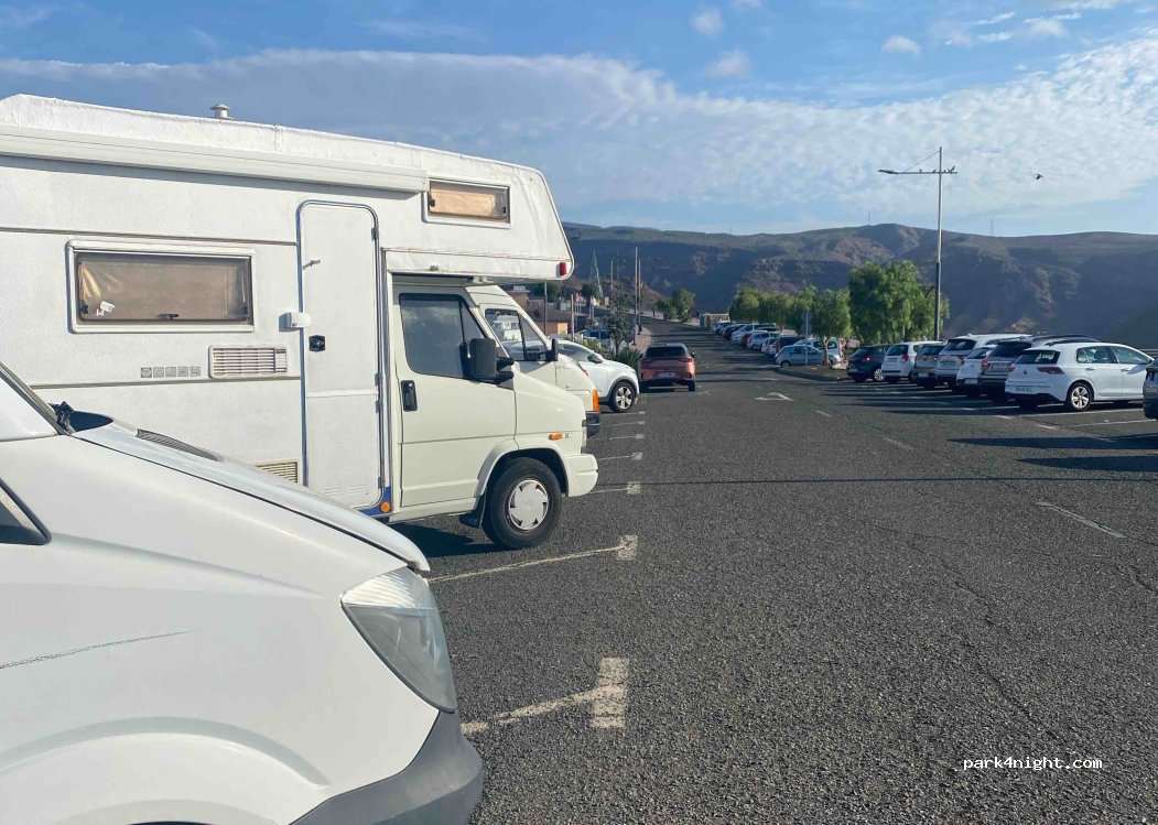 (35130) Mogán - 21 Calle Roque de los Muchachos — foto