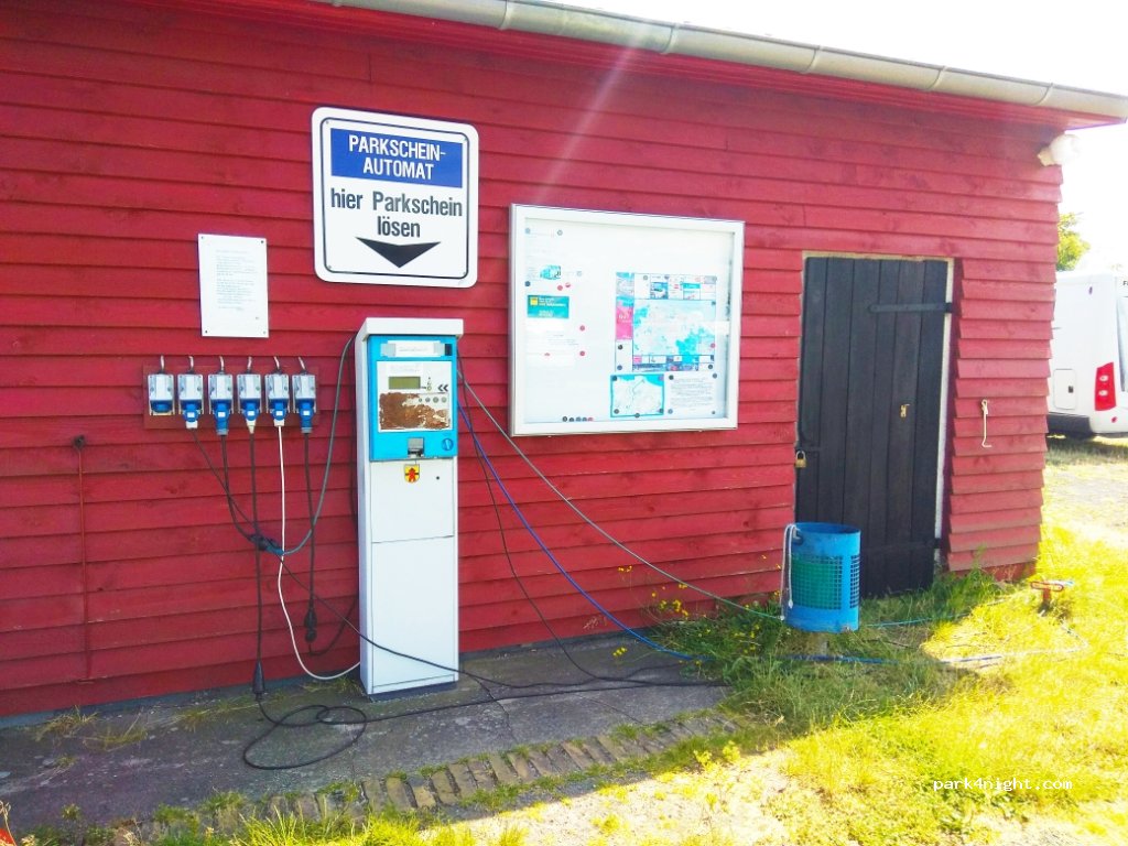 Caravan-Stellplatz an der Uecker — foto