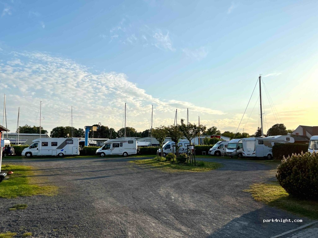 Caravan-Stellplatz an der Uecker — foto 4
