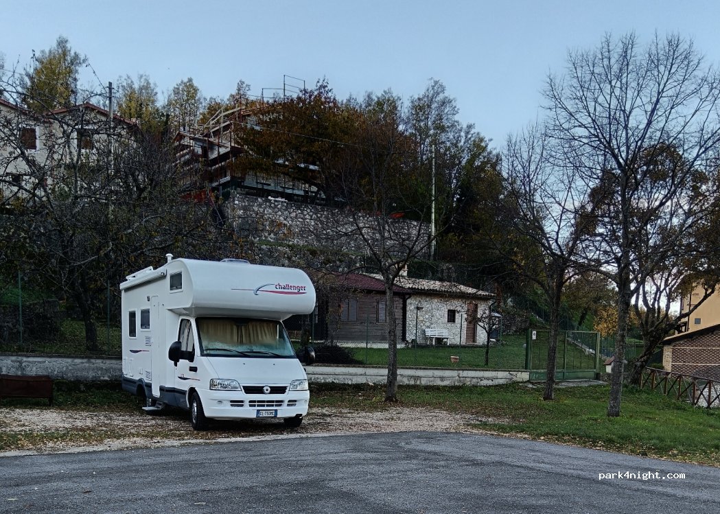 (06042) Campello sul Clitunno - Località Acera — foto 2