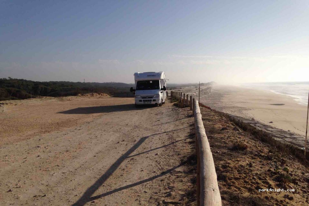 (2425) Praia de Pedrogao - 35D Rua Maré Viva — foto