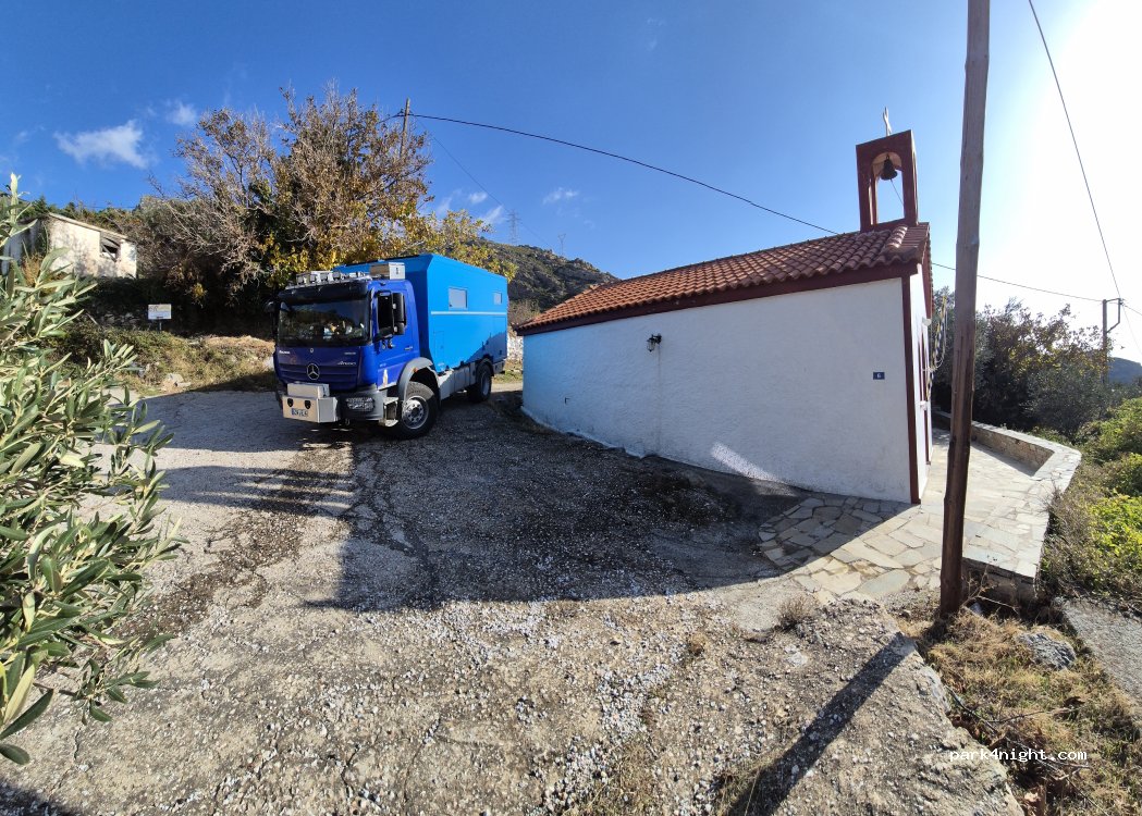 (340 01) Mili - Unnamed Road — foto 2