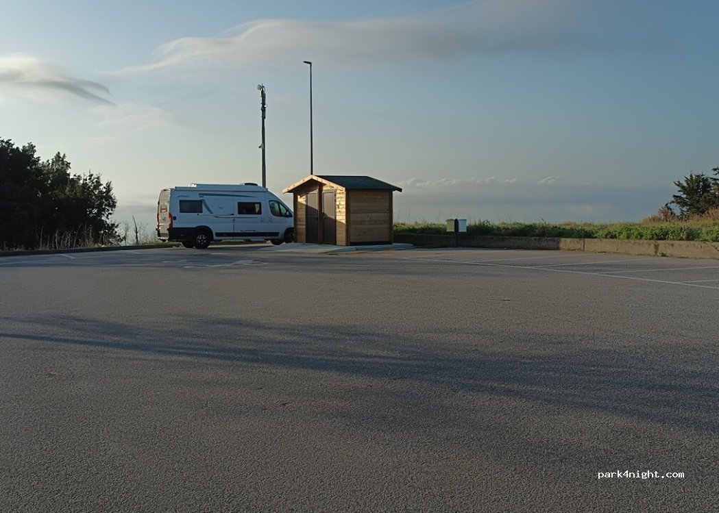 (88042) Falerna - 22 Viale Monumento — foto