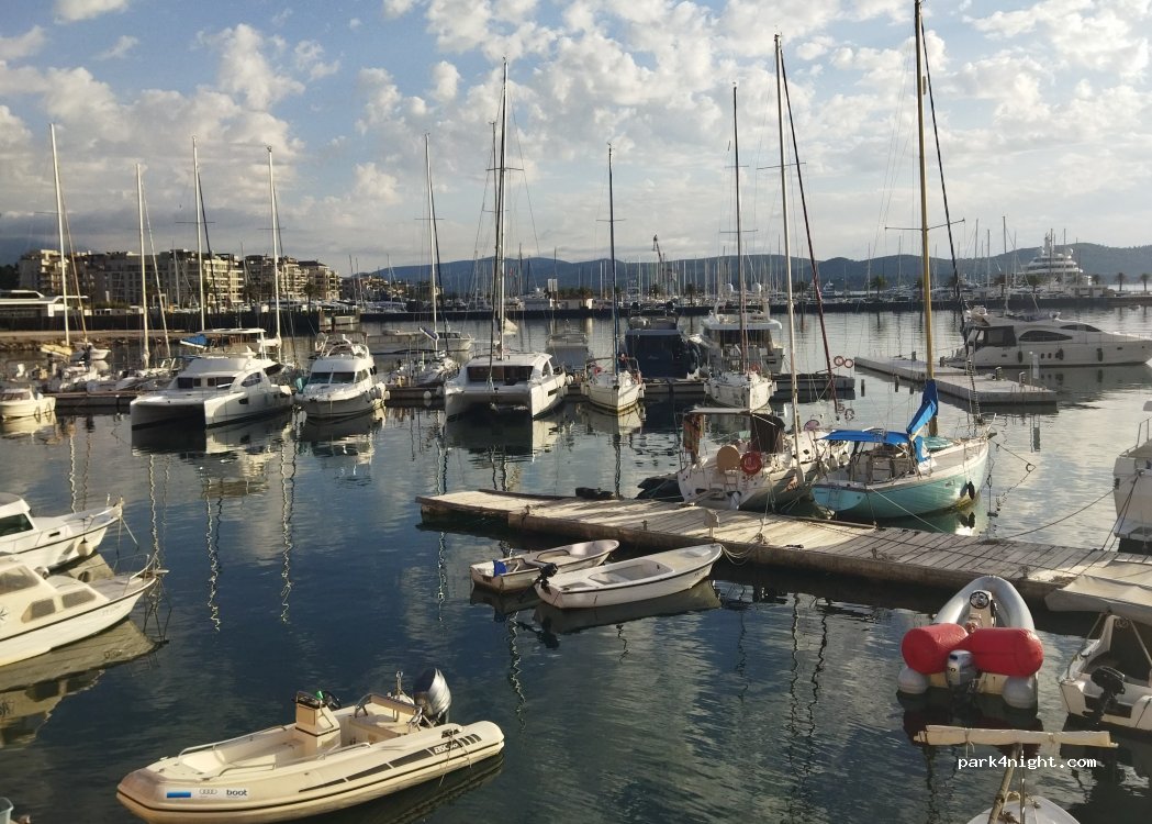 (85320) Tivat - Šetalište Seljanovo — foto