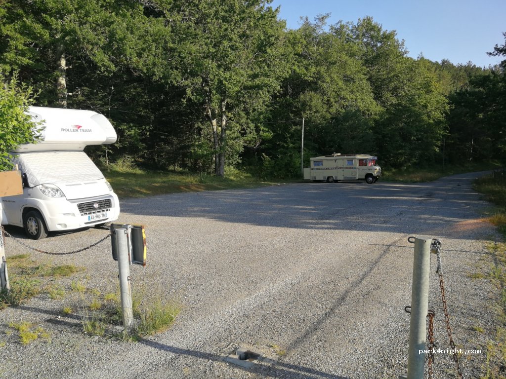 (09600) Montbel - Unnamed Road — foto 2