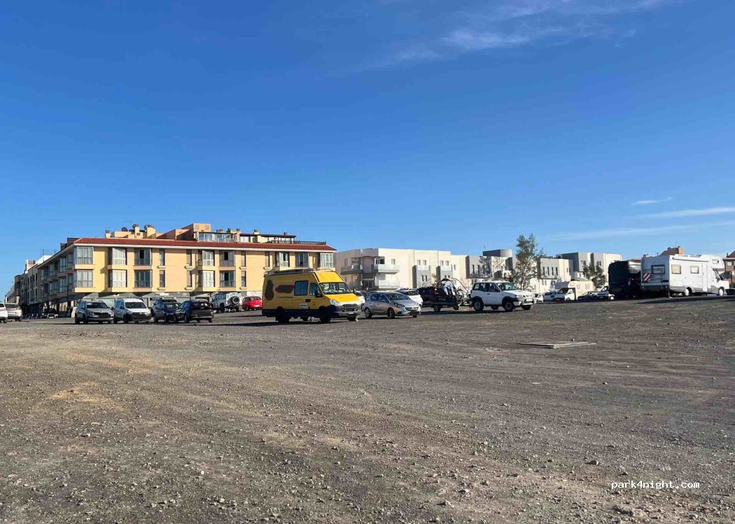 (35660) Corralejo - 61 Parque Holandés — foto 2
