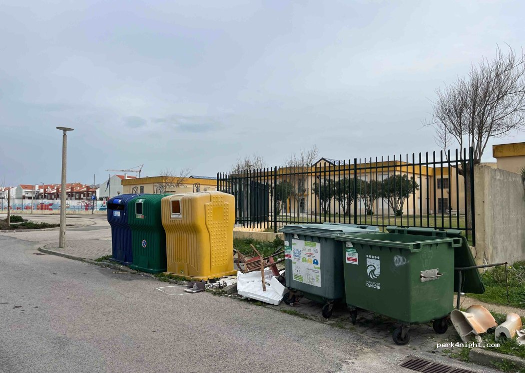 (2520) Peniche - Rua Miguel Torga — foto 2