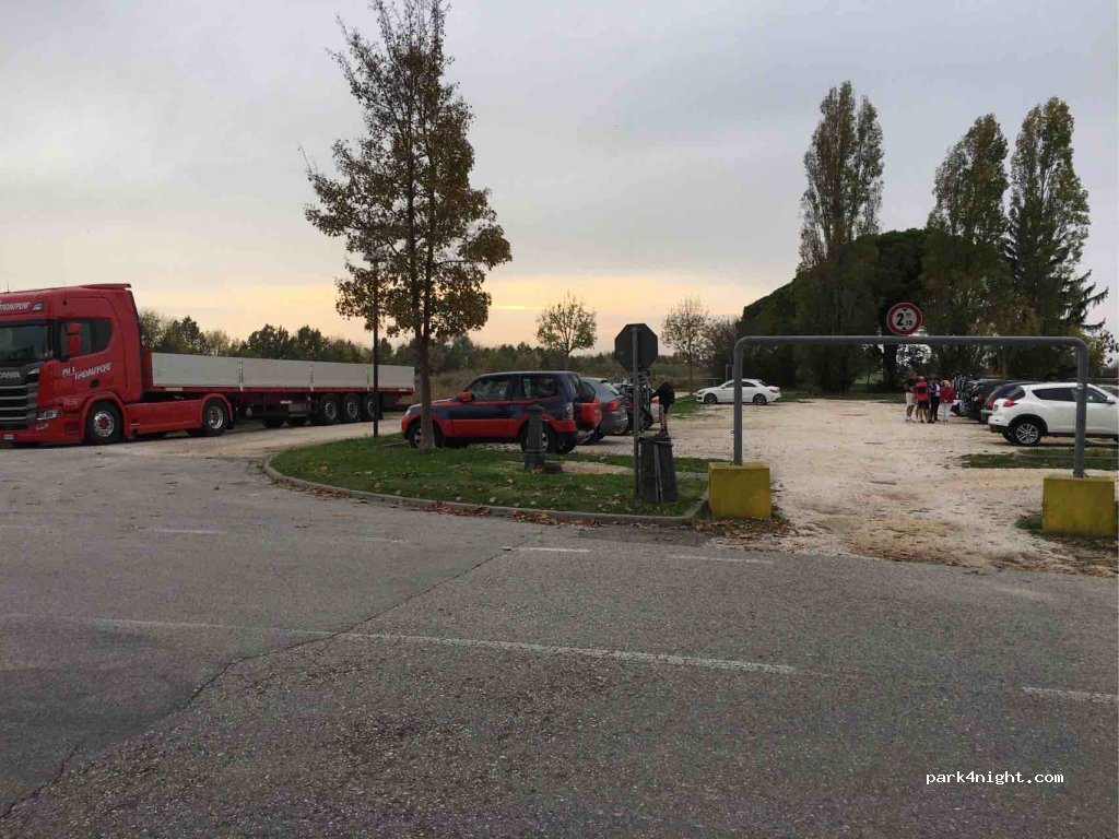 (30024) Caposile - 2 Via IV Novembre — foto