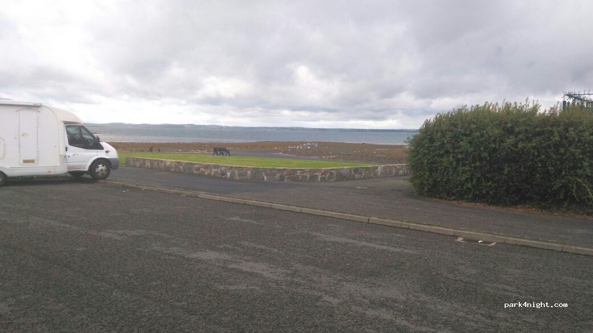 (BT22 2SL) Kircubbin - 1 Church Avenue — foto