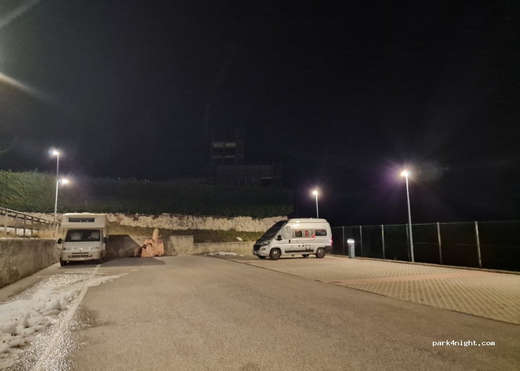 Area sosta camper Garniga Terme — foto 2