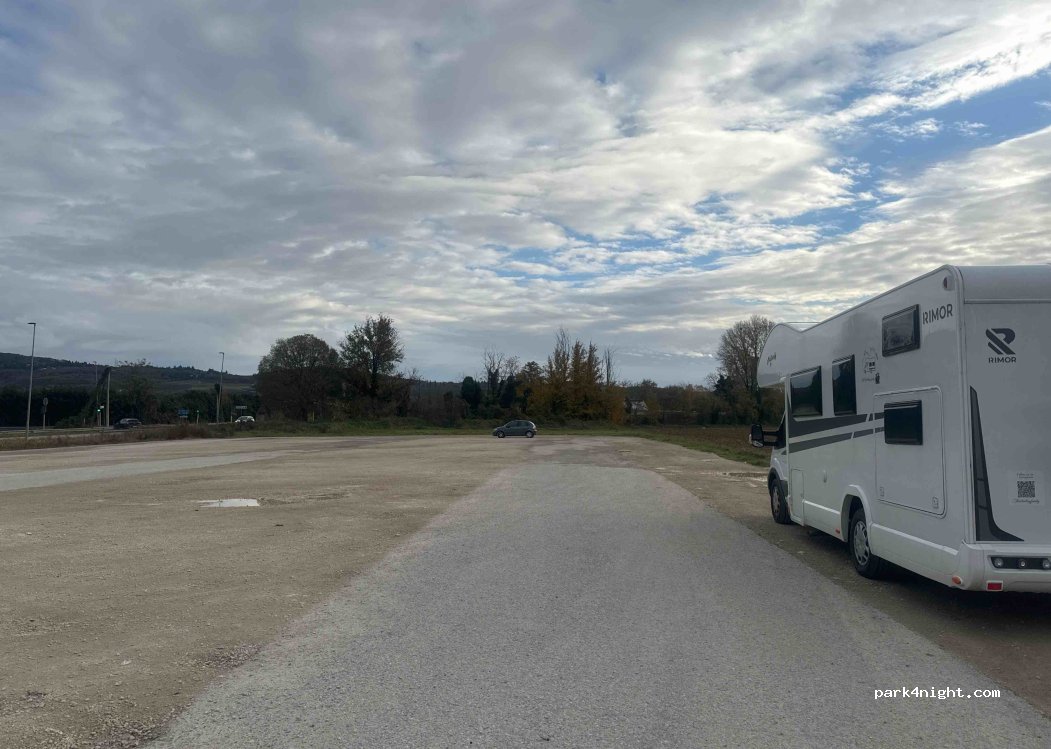 (37132) Villa Mattarana - 44 Via Mattarana — foto