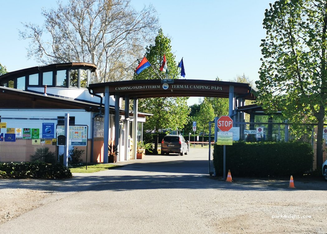 Várkert Termál Camping — foto 5
