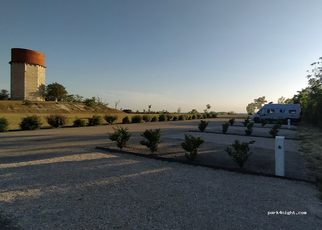 (82240) Puylaroque - Chemin de la Boulbenne — foto 3