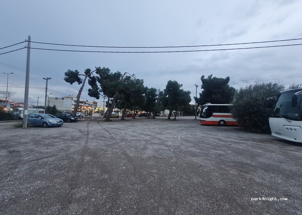 (190 05) Nea Makri - 161 Leoforos Marathonos — foto