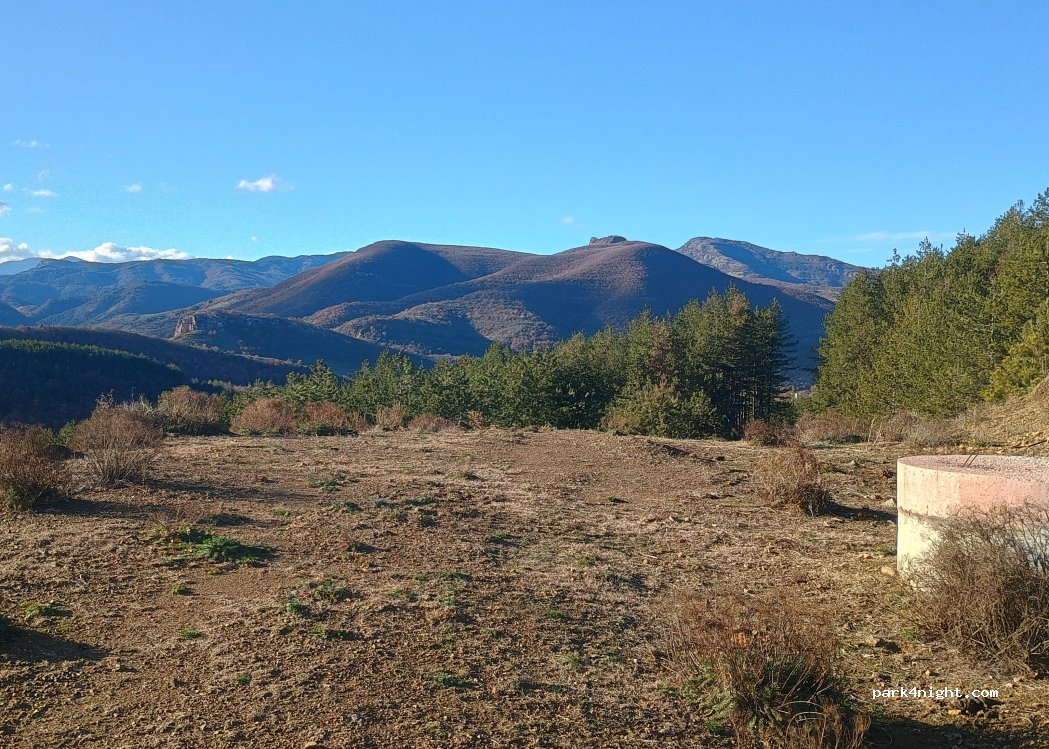 (6746) Pudartsi - Unnamed Road — foto