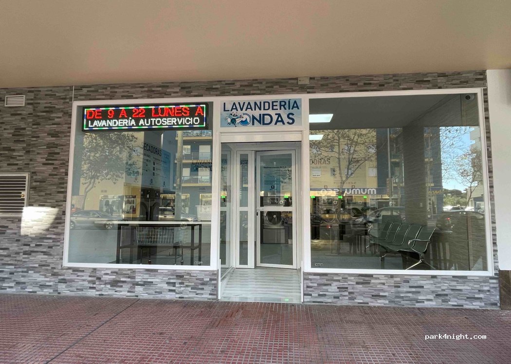 (21410) Isla Cristina - 34 Avenida del Carnaval — foto 3