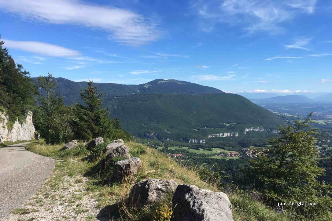(01410) Champfromier - Unnamed Road — foto