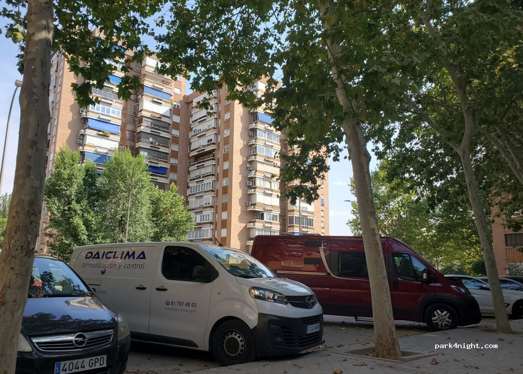 (28011) Madrid - 7 Calle Alverja — foto 2