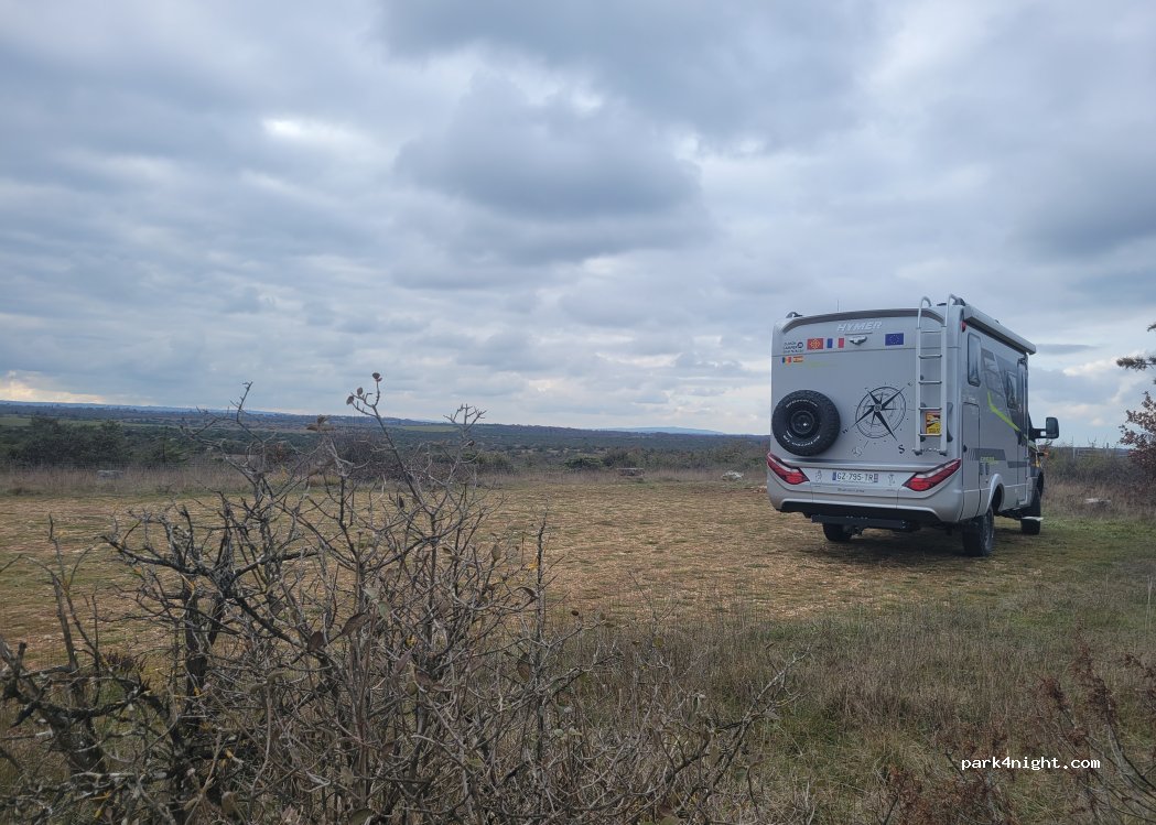 (12740) La Loubière - — foto