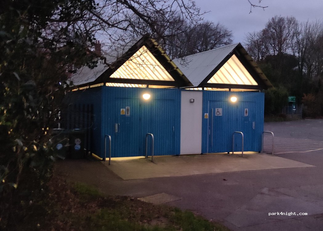 (SO45 1BR) Calshot - 15 B3053 — foto