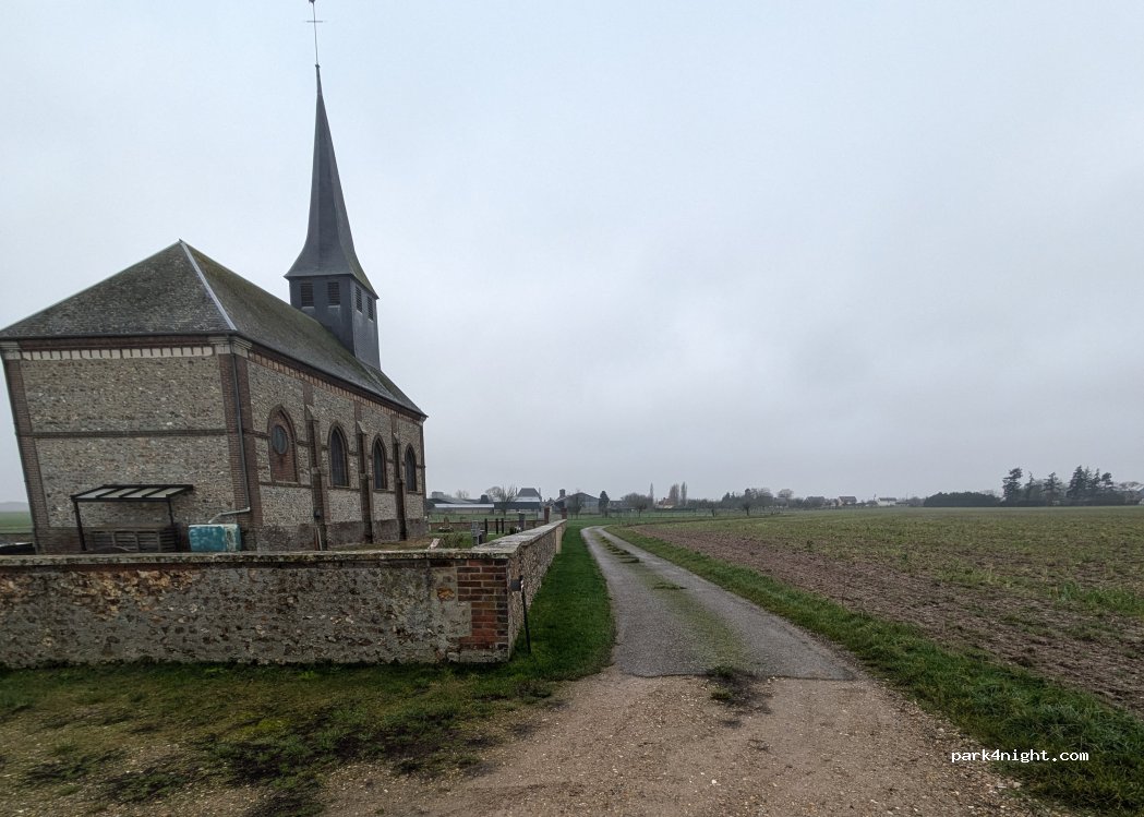 (27930) Le Mesnil-Fuguet - Chem. de l'Eglise — foto 2