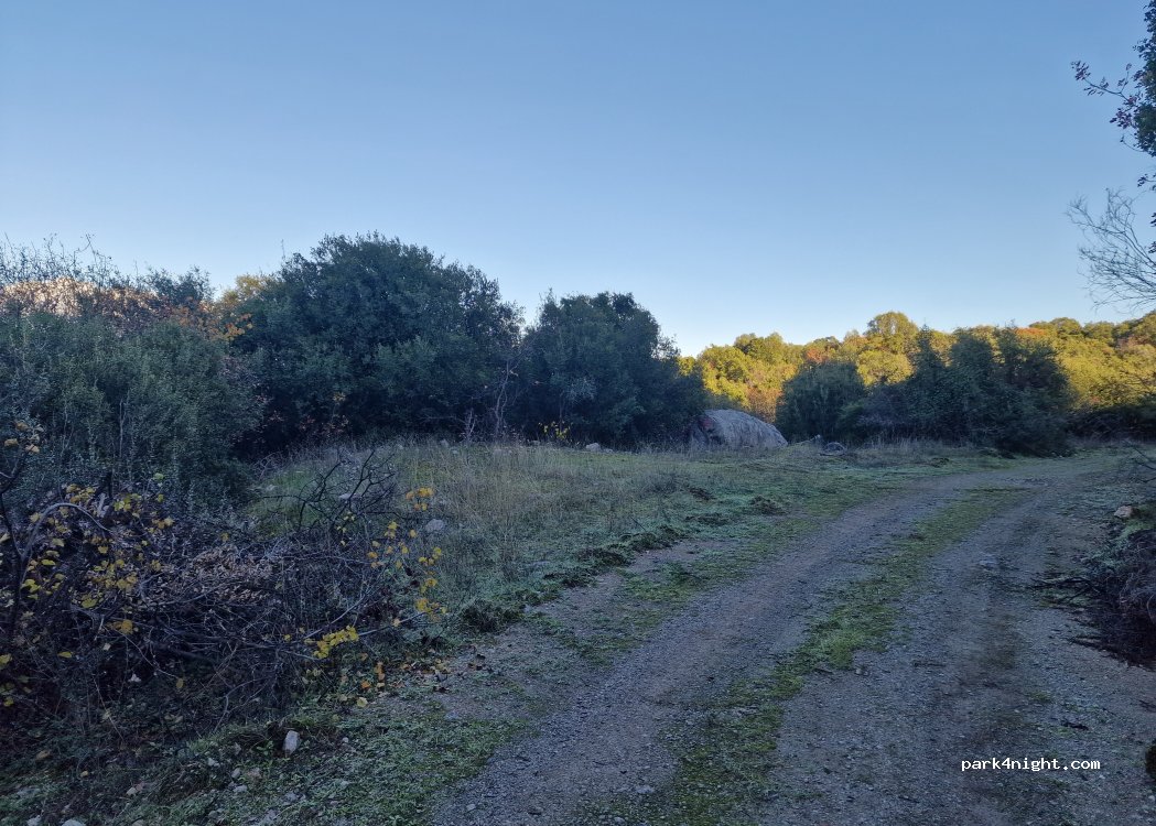 (350 09) Lamia - Unnamed Road — foto